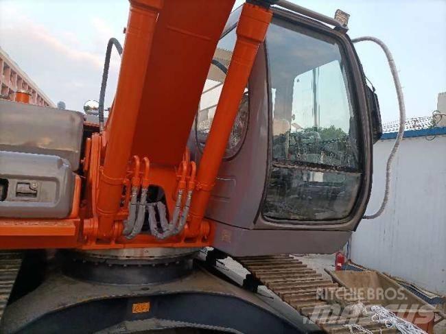 Hitachi Zaxis 200 LC Kāpurķēžu ekskavatori