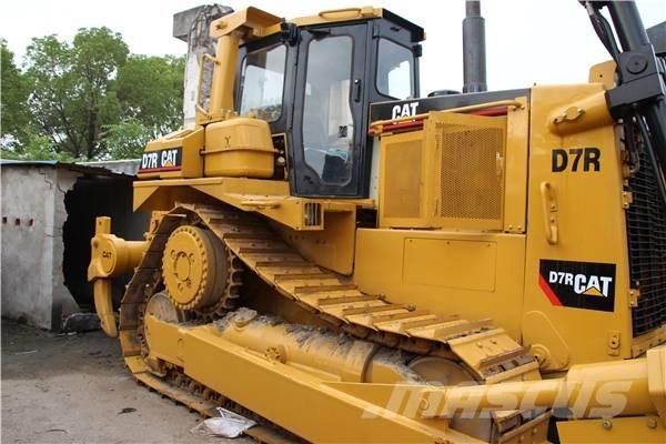 CAT D 7 R Kāpurķēžu buldozeri