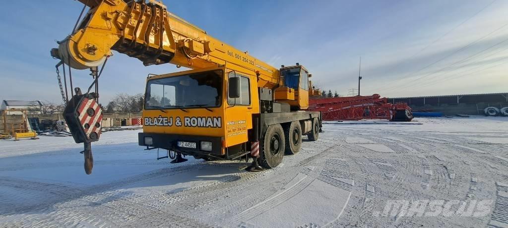 Liebherr LTM 1050 Visurgājēji celtņi