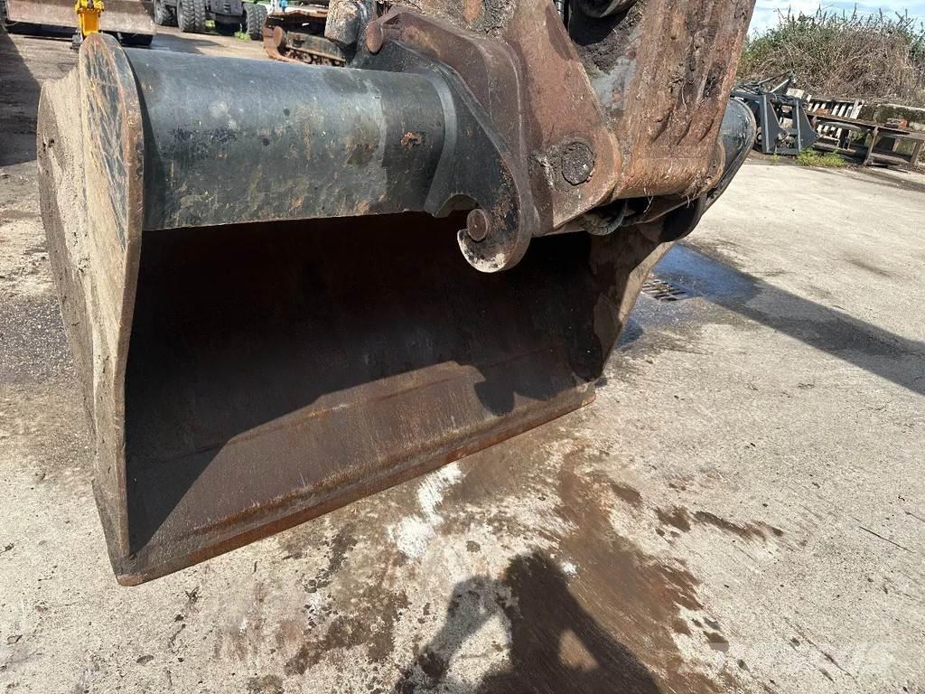 Volvo EC200 Kāpurķēžu ekskavatori
