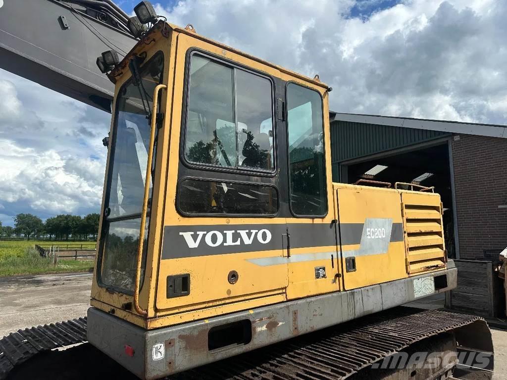 Volvo EC200 Kāpurķēžu ekskavatori