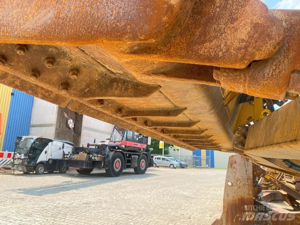 CAT D6T NVT Kāpurķēžu buldozeri