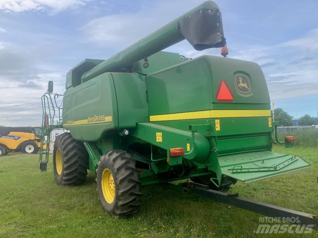 John Deere 9540 WTS Ražas novākšanas kombaini