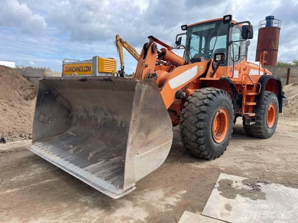 Doosan DL 350 Iekrāvēji uz riteņiem