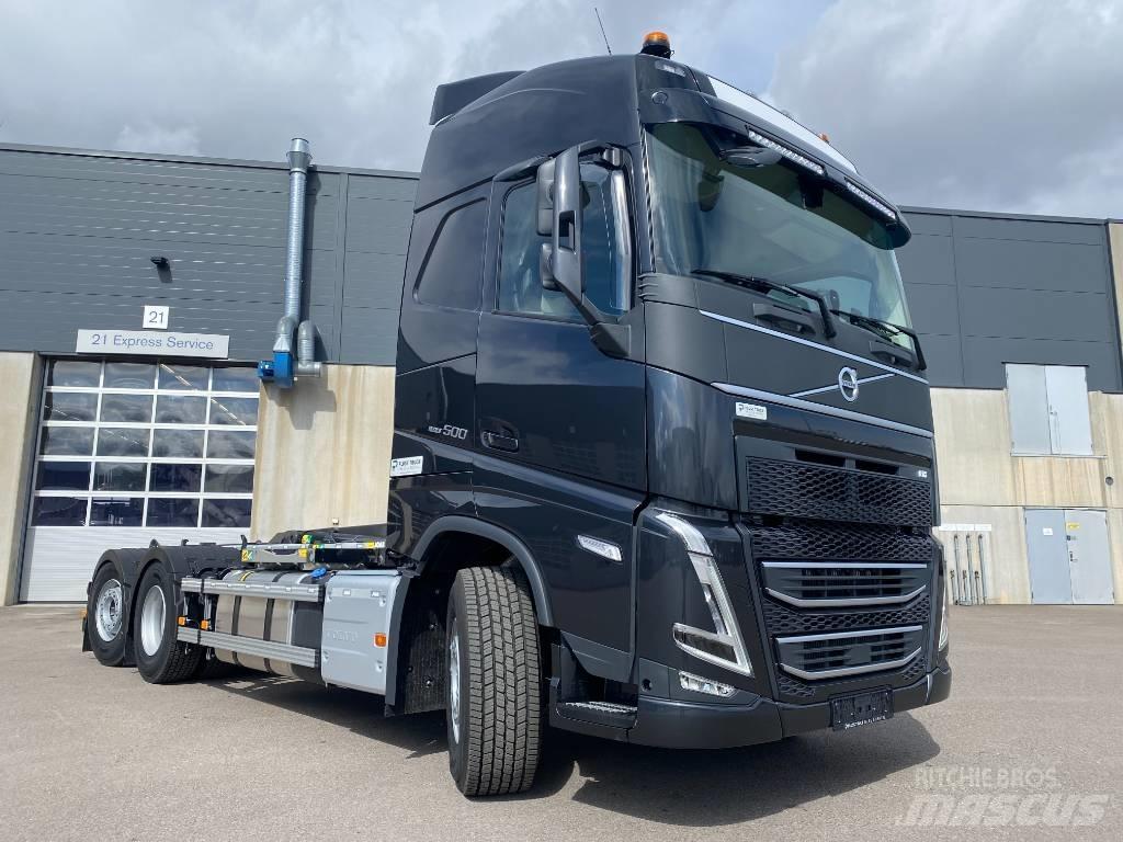 Volvo FH 500 Treileri ar āķi