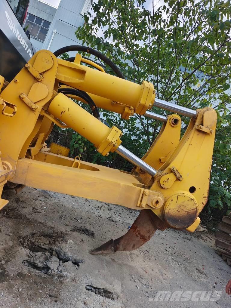 Shantui SD 32 Kāpurķēžu buldozeri