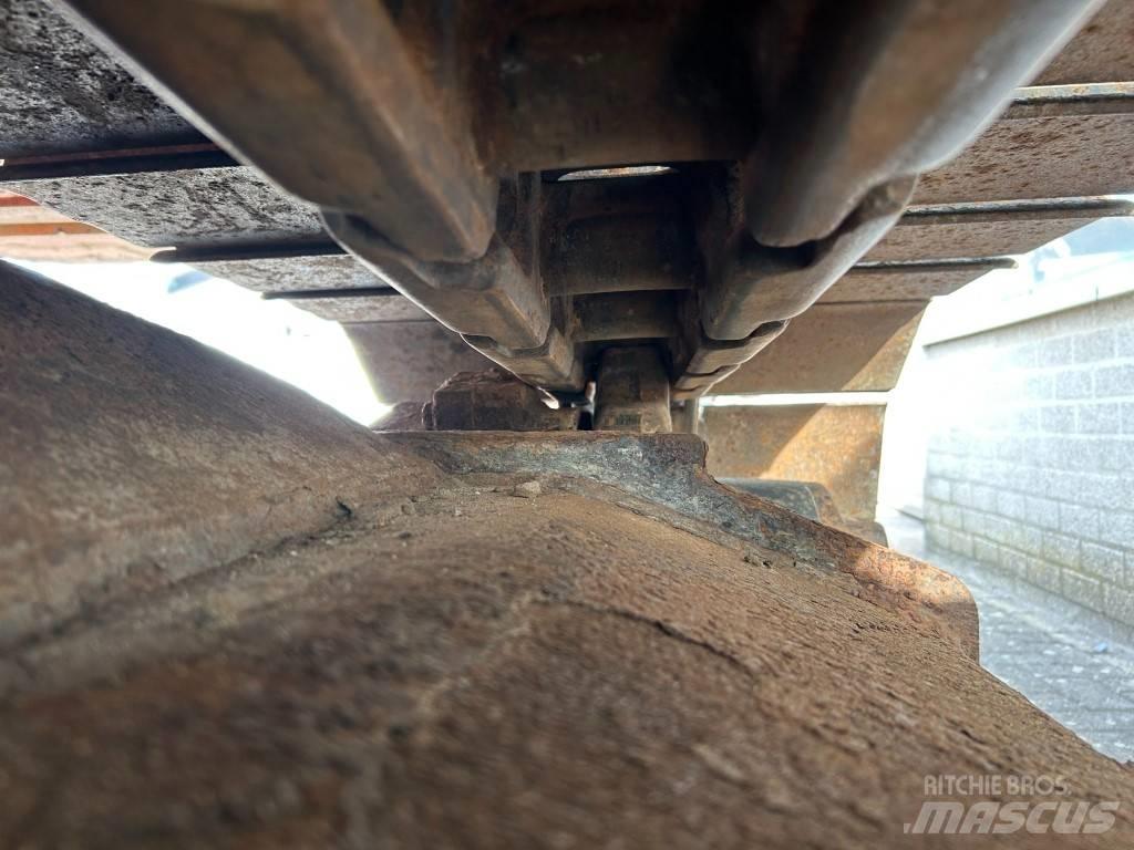Fiat-Hitachi EX 165 Kāpurķēžu ekskavatori