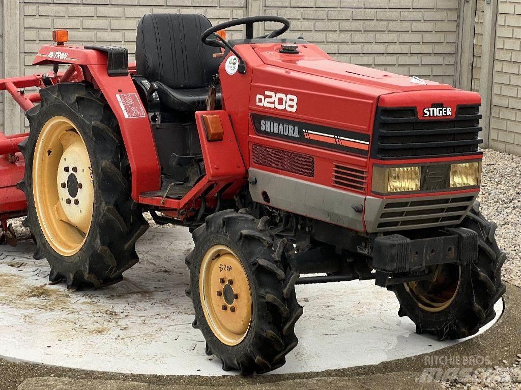 Shibaura D208 Traktori