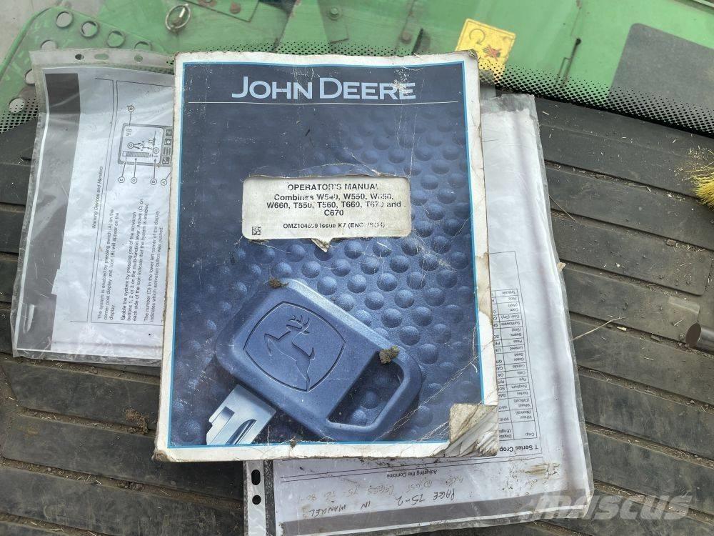 John Deere T 550 Ražas novākšanas kombaini