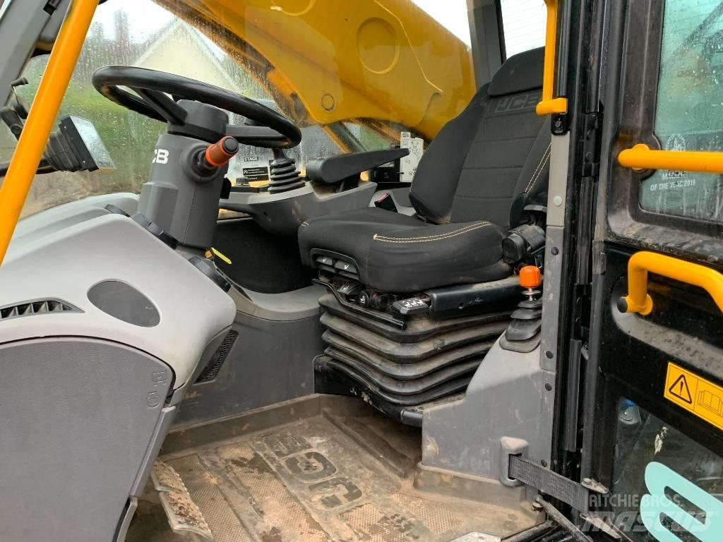 JCB 532-70 AGX Lauksaimniecības pacēlāji