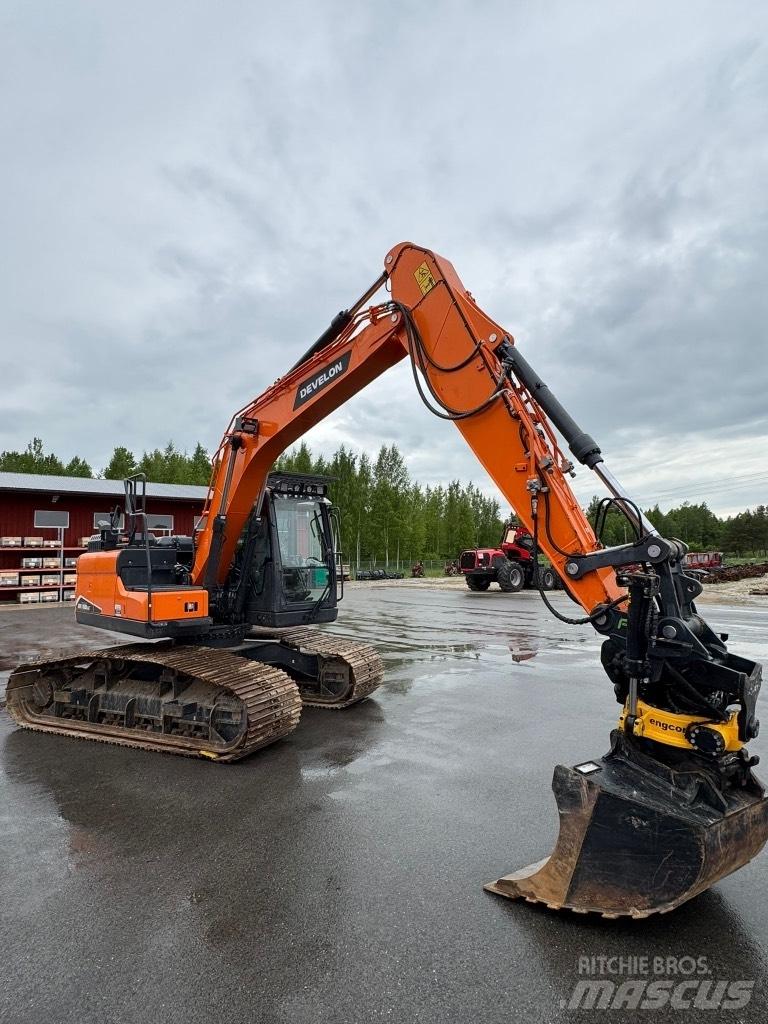 Develon DX 160 LC-7 Kāpurķēžu ekskavatori