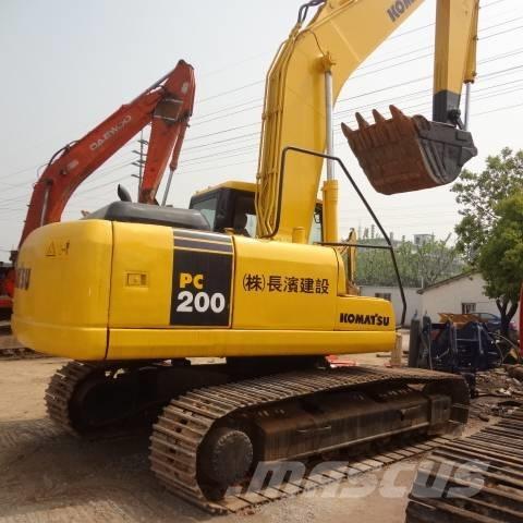 Komatsu pc200-7 Kāpurķēžu ekskavatori
