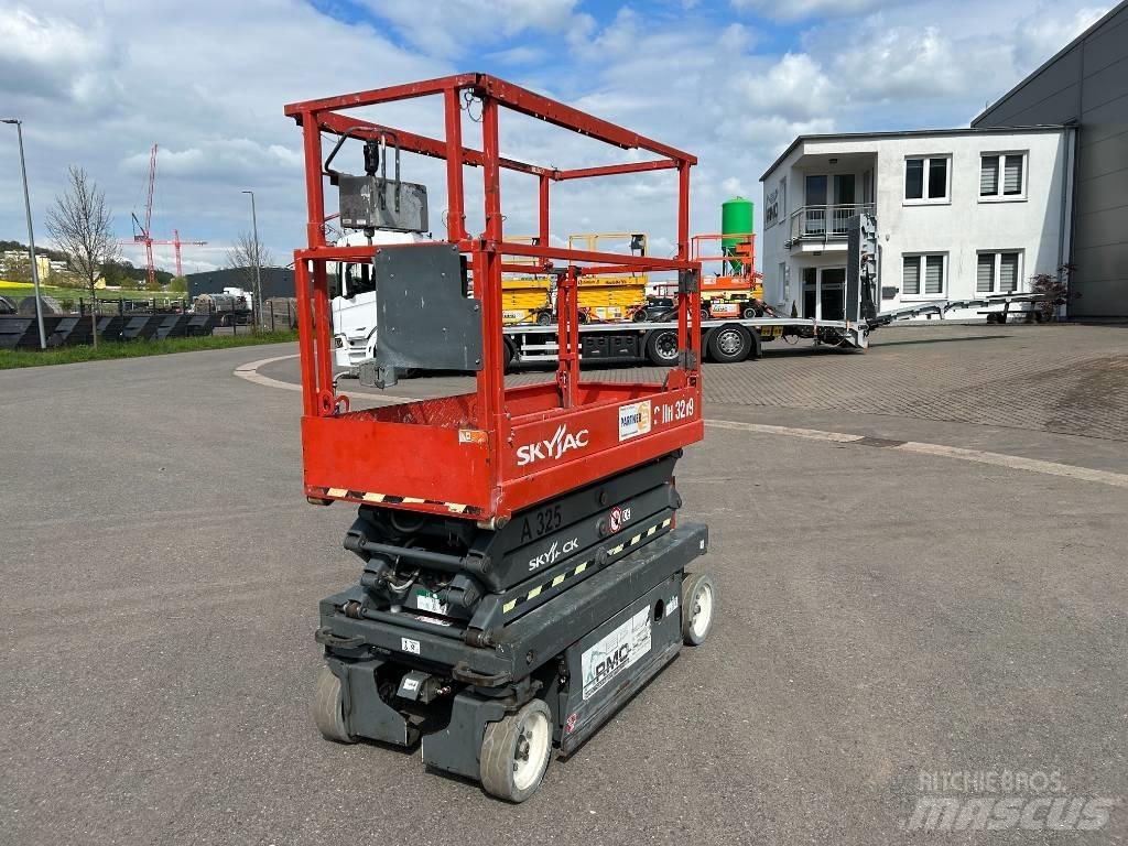 SkyJack SJ III 3219 Šķerveida pacēlāji