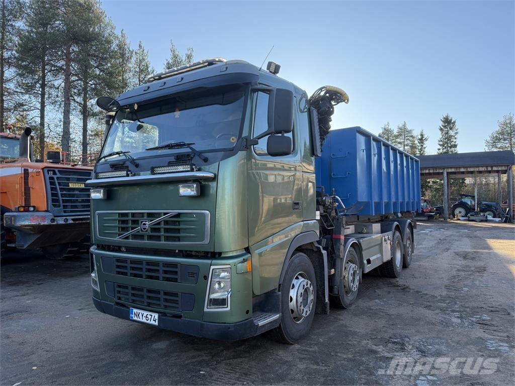 Volvo FH12 Treileri ar āķi