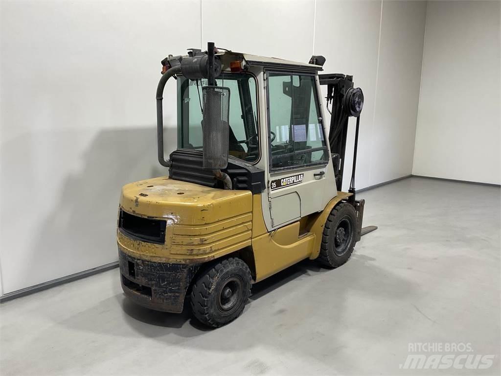 CAT DP35A Tehnika ar dīzeļa dzinēju