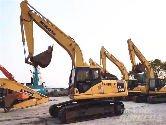 Komatsu PC 200-7 Kāpurķēžu ekskavatori