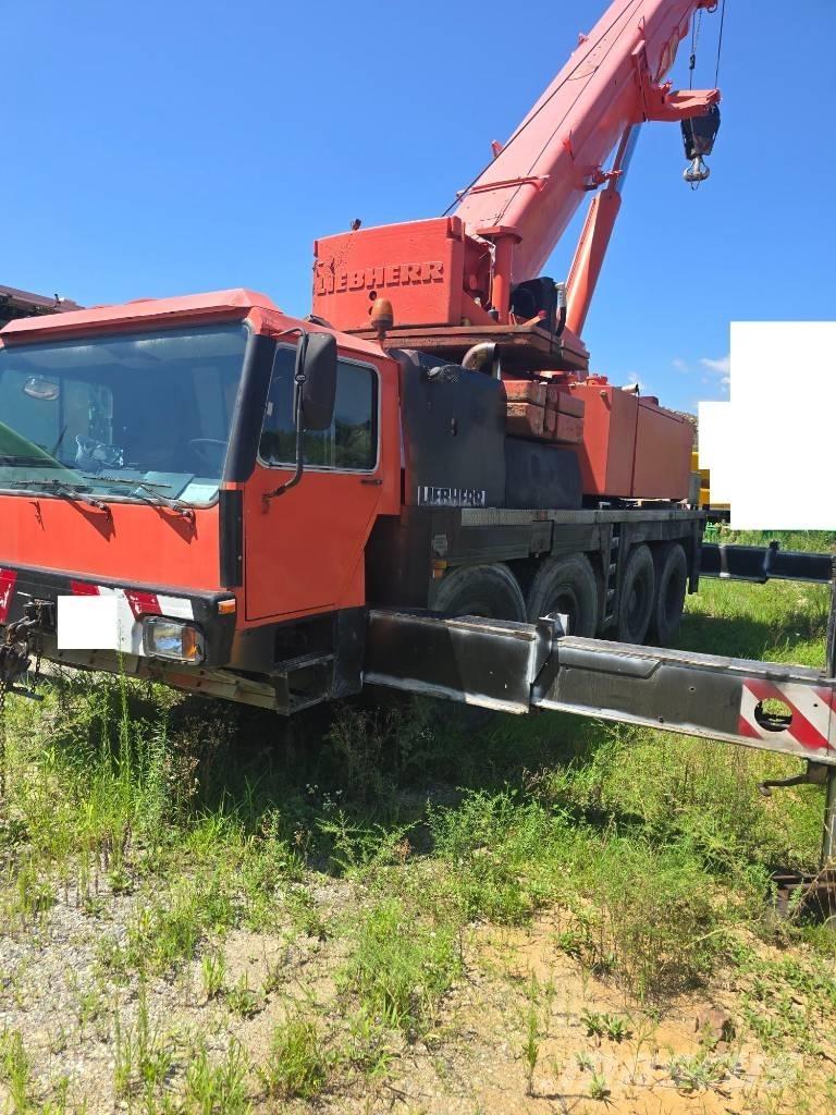 Liebherr LTM 1090-2 Visurgājēji celtņi