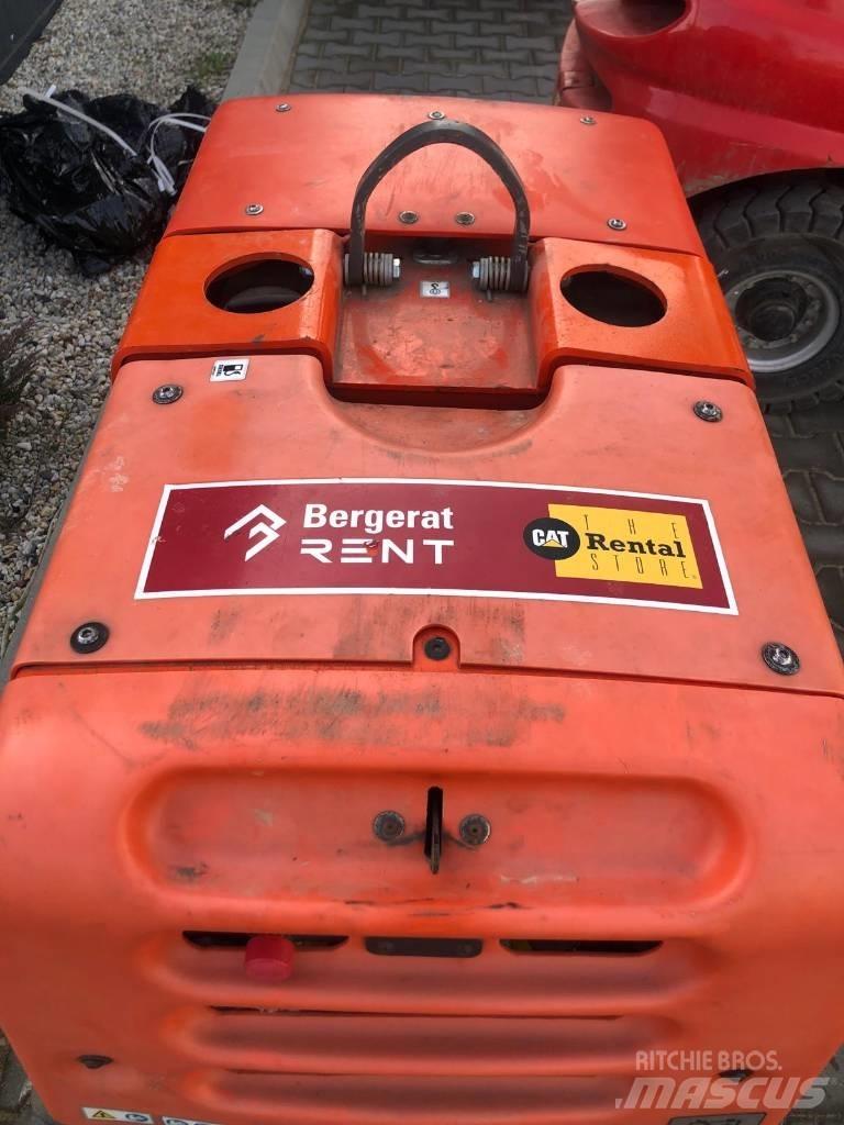 Husqvarna LH804 Augsnes blīvētāji