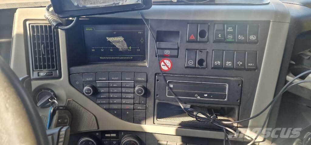 Volvo FM 330 Atkritumu izvešanas transports