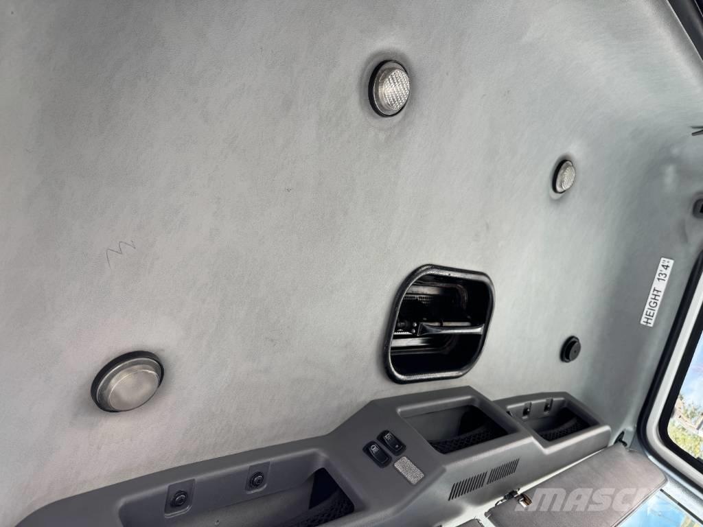 Mack Granite GU 813 Kabeļu pacēlājs nomontējamām kravas mašīnām