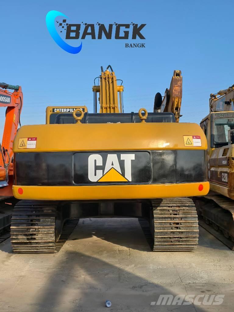 CAT 330 CL Kāpurķēžu ekskavatori