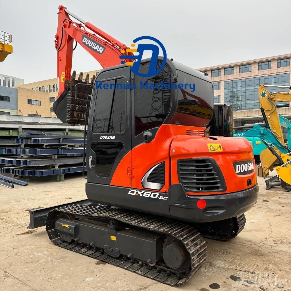 Doosan DX 60 Mini ekskavatori < 7 t