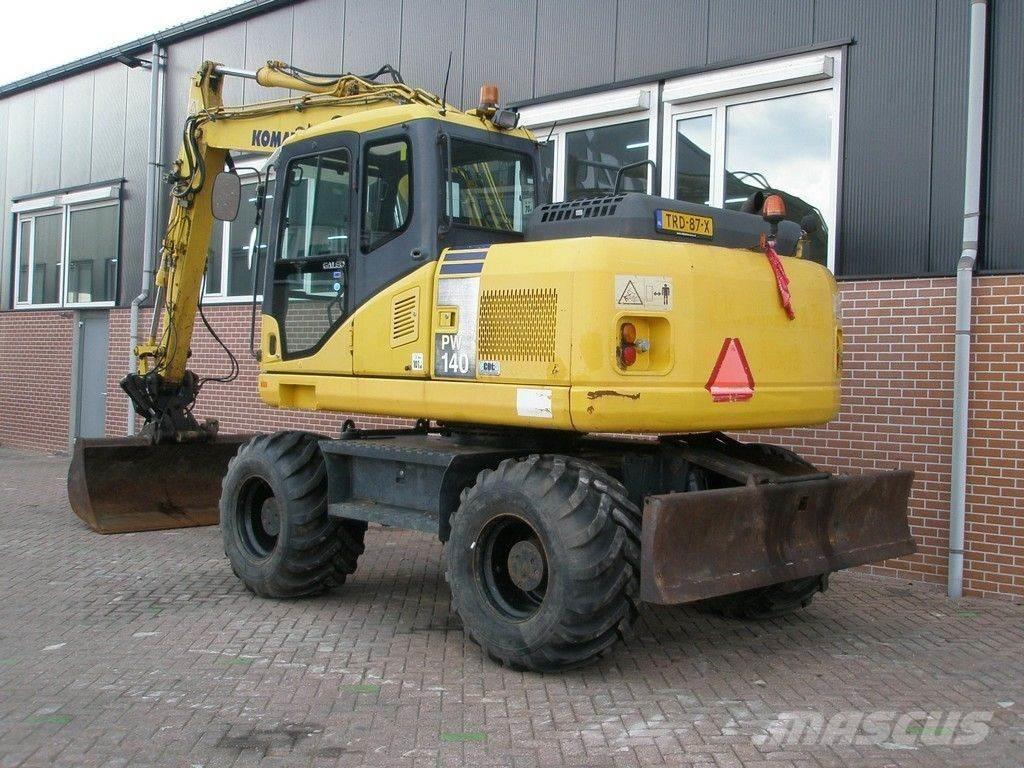 Komatsu PW140-7 Ekskavatori uz riteņiem