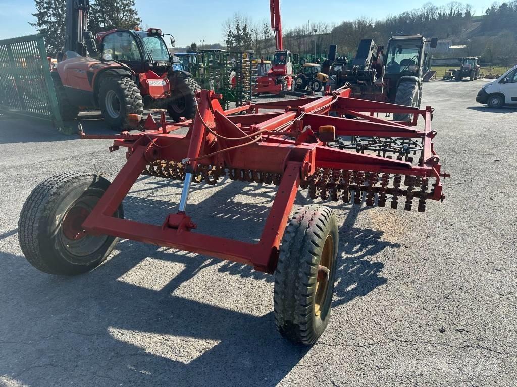 Delaplace 3M Cita augsnes apstrādes tehnika un papildaprīkojums