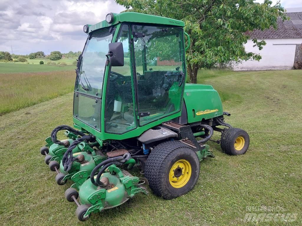 John Deere 3245 C Golfa tehnika