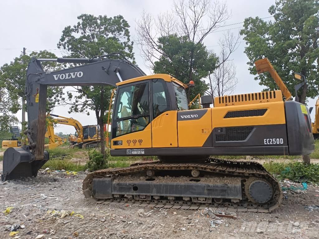 Volvo ec250 Kāpurķēžu ekskavatori
