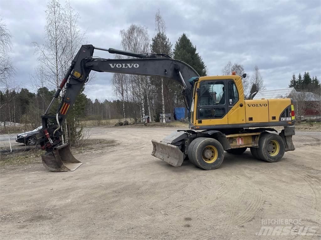 Volvo EW 180 B Ekskavatori uz riteņiem