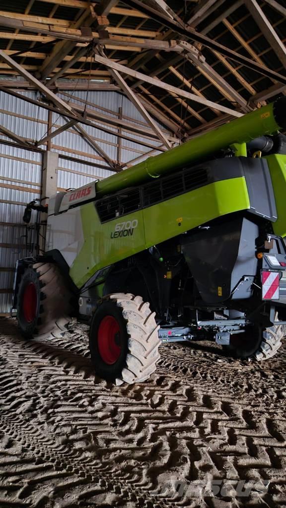 CLAAS Lexion 6700 Ražas novākšanas kombaini
