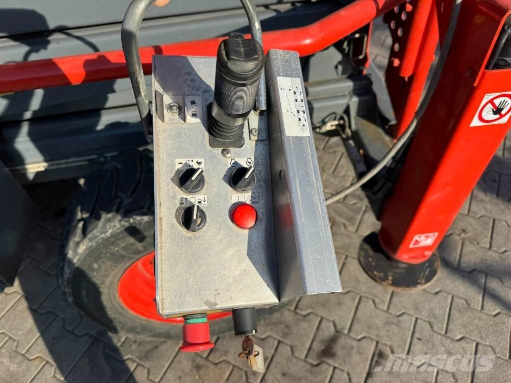 SkyJack 9250RT Šķerveida pacēlāji