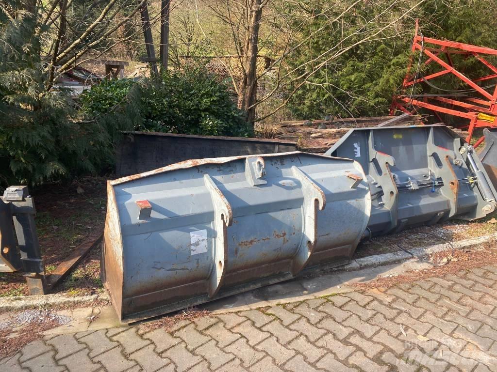 Kramer 8085 Iekrāvēji uz riteņiem