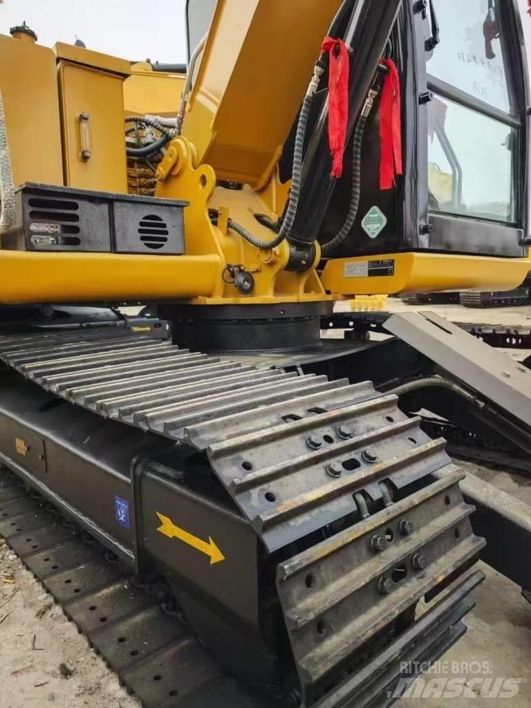 CAT 307E Kāpurķēžu ekskavatori