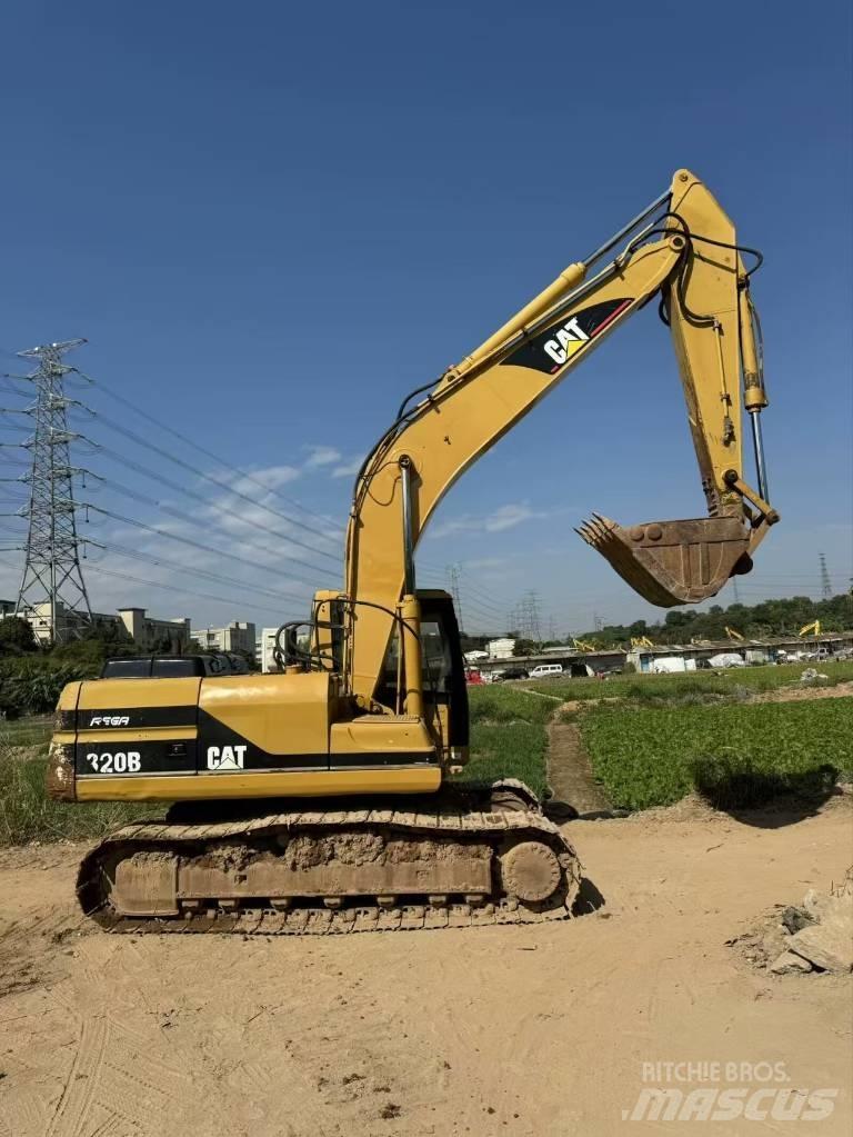 CAT 320 B Kāpurķēžu ekskavatori