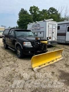 Ford F 150 Vieglais kravas automobilis/izkraušana no sāniem