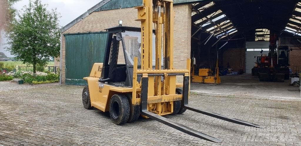 CAT 12000 KG Tehnika ar dīzeļa dzinēju