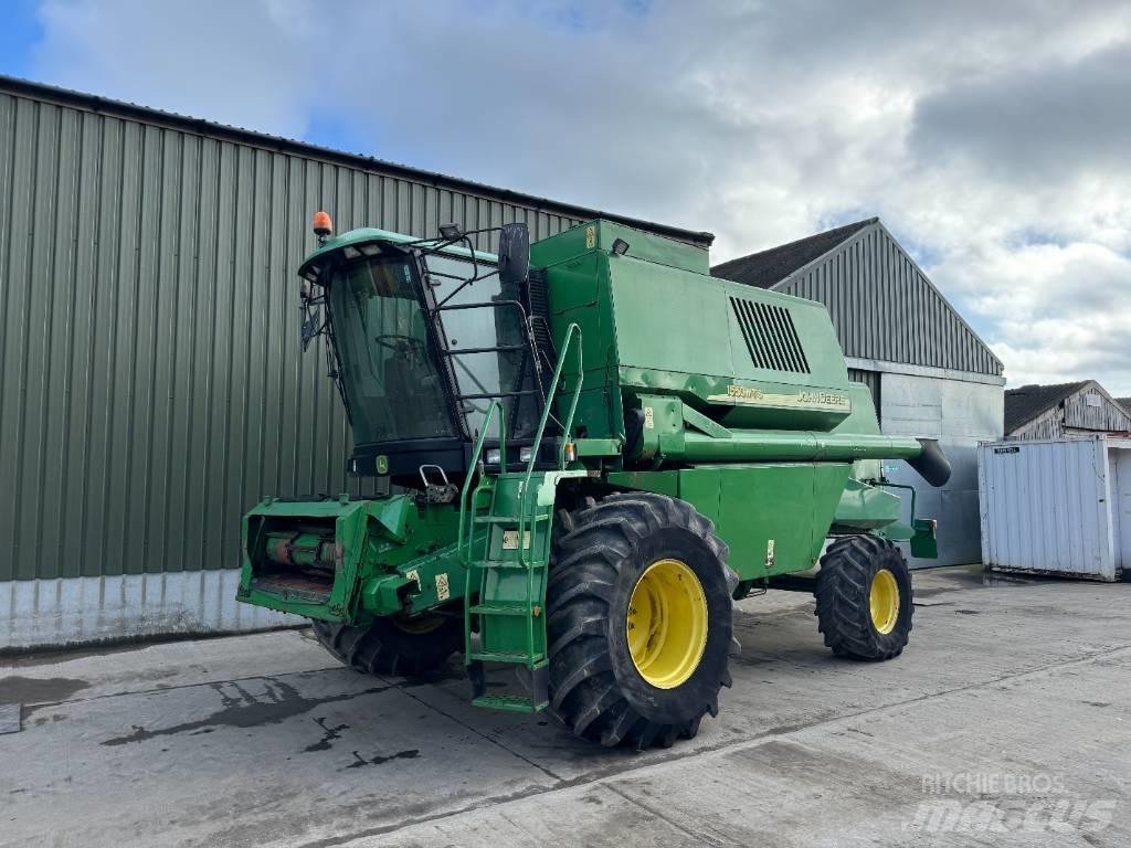 John Deere 1550 WTS Ražas novākšanas kombaini