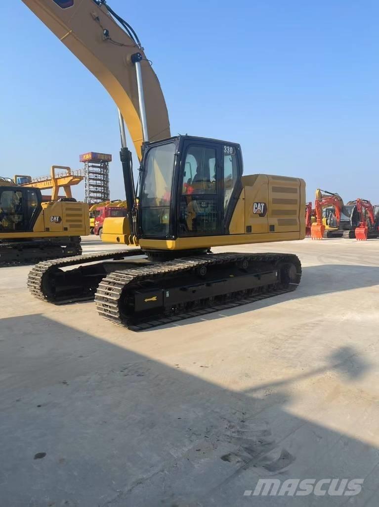 CAT 330 Kāpurķēžu ekskavatori