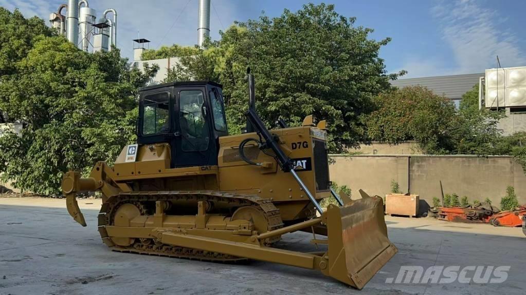 CAT D7G Kāpurķēžu buldozeri