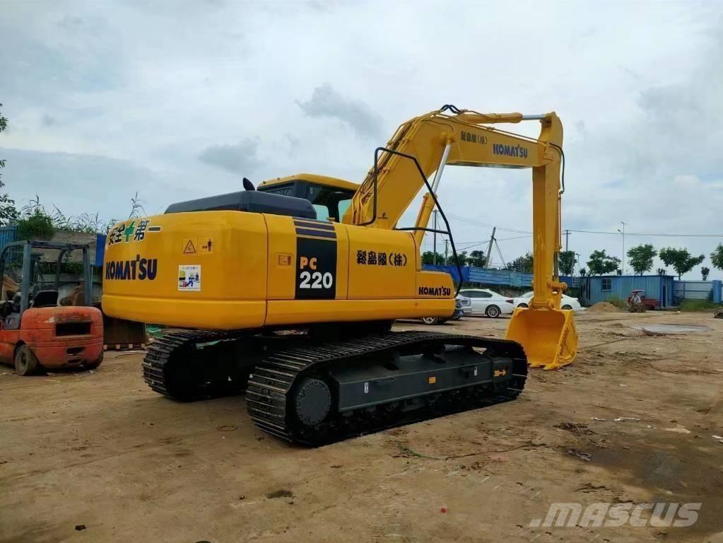 Komatsu pc220-7 Kāpurķēžu ekskavatori