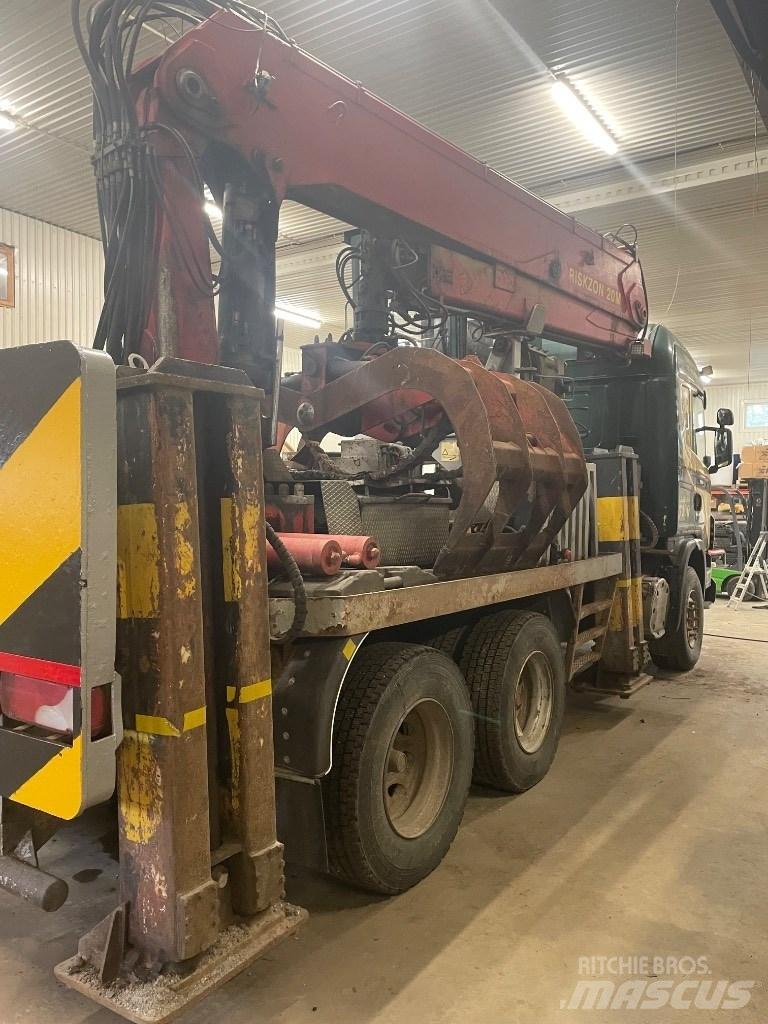 Scania G 420CB Smagās mašīnas ar celtni