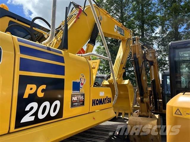 Komatsu PC 200-8 Kāpurķēžu ekskavatori