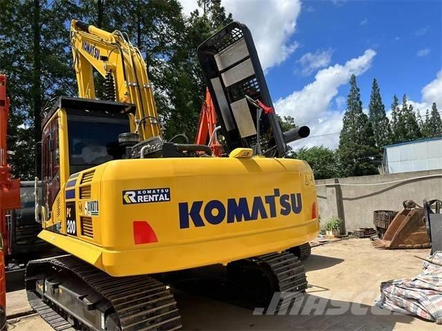 Komatsu PC 200-8 Kāpurķēžu ekskavatori