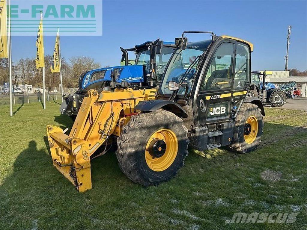 JCB 532-60 Lauksaimniecības pacēlāji