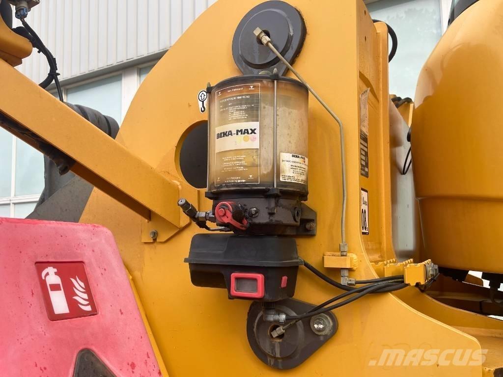 Volvo L 180 H        2015 Iekrāvēji uz riteņiem