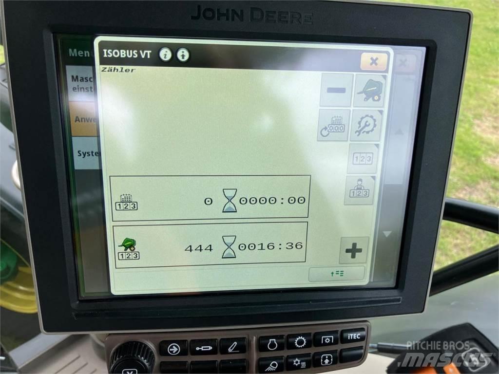 John Deere V461M Rituļu preses