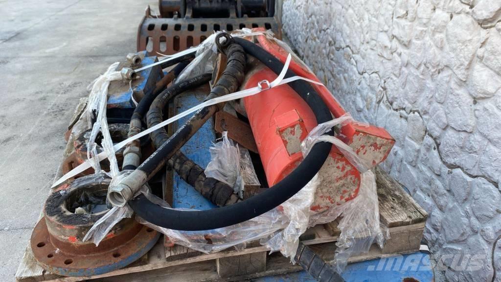 Rammer RB 42 Pašgrābji