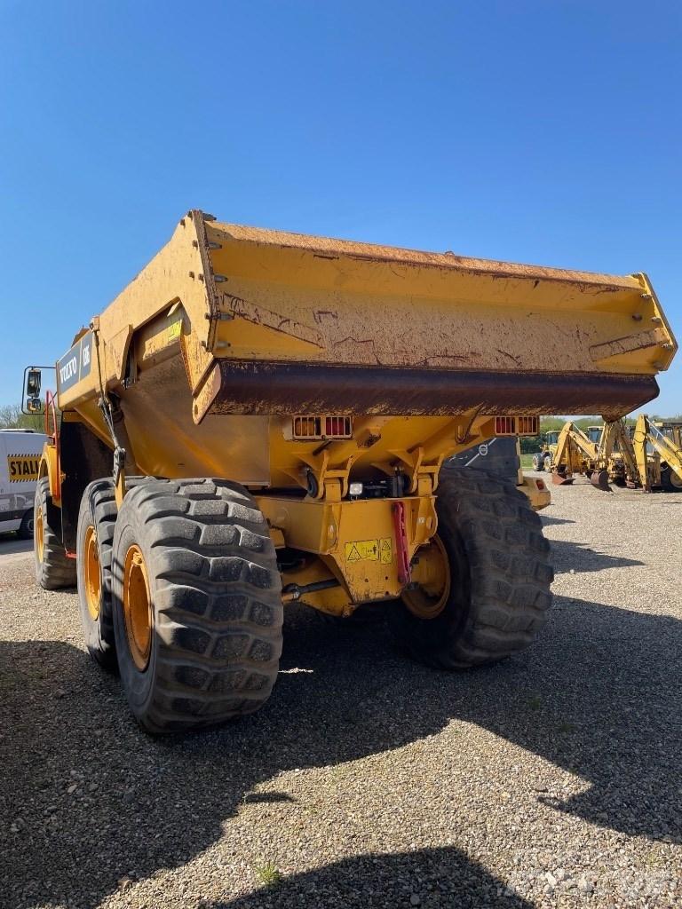 Volvo A30G Artikulētie pašizgāzēji